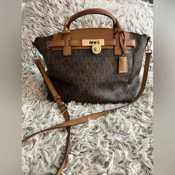 Michael Kors Hamilton Bag Large - Picture 9 of 16